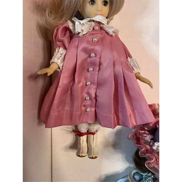 Suzanne Gibson "Gay 90's" Mother & Family Limited Edition Doll Set Original Box - Picture 3 of 16